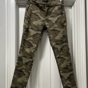 Banana Republic Camo Skinny Pants
